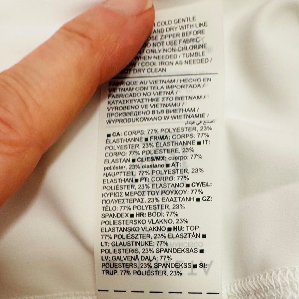 Athleta White Pace Setter 7/8 Leggings –Medium-Power Move Fabric Sporty Chic NWT - Picture 12 of 13